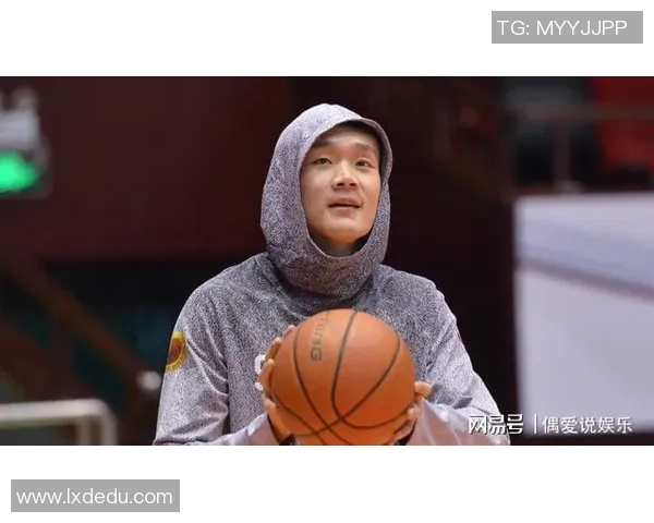 湖人深夜发文，疑似回应转会传闻